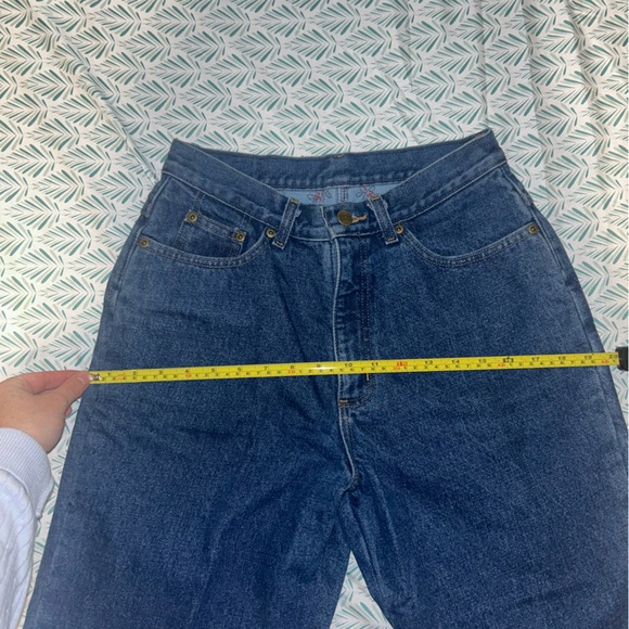 LL Bean Double L Relaxed Fit Jeans - Size 8R - Picture 7 of 11